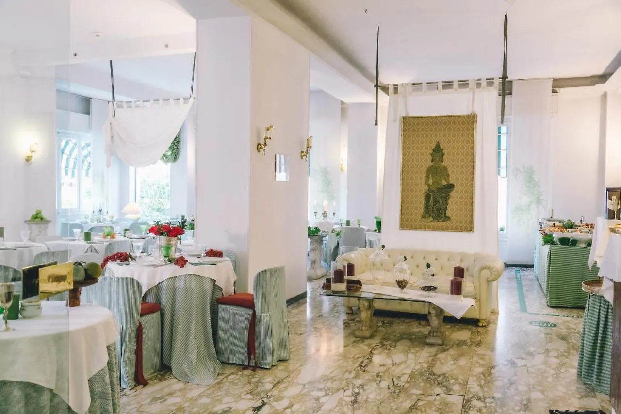 Eveline Portosole Hotel Sanremo Italia