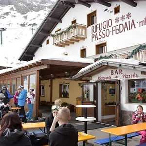 rifugio-fedaia.hotelinveneto.com/